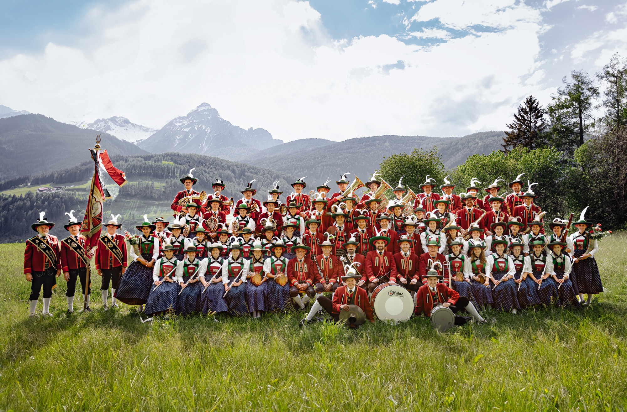 2024_Musikkapelle-Matrei-am-Brenner_Gesamtfoto_RGB_web